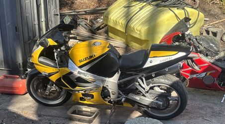 2001 Suzuki Gxsr