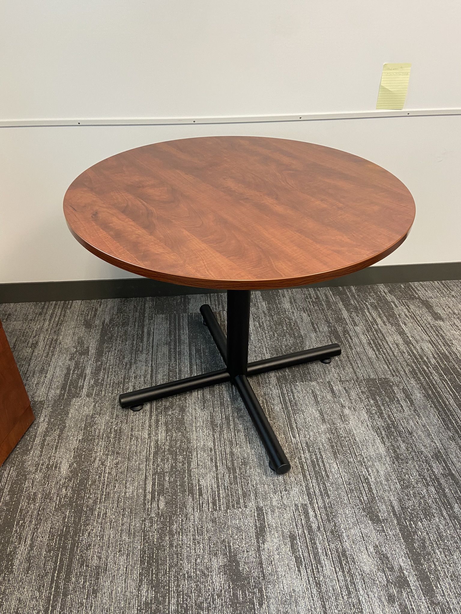 Round Table