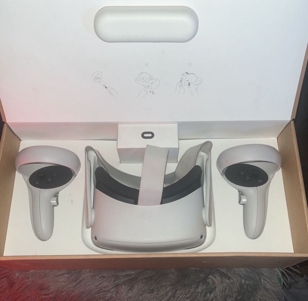 Oculus Quest 2 (Barely Used)