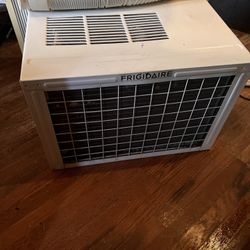 Frigidaire 19000 BTU Window AC Unit