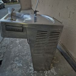 Indoor Drinking Fountain 