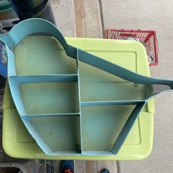 Metal Bird-Shaped Shelf