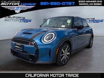 2023 MINI Hardtop 4 Door