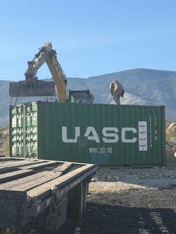 Hand pick your containers today, local container yard In Hesperia