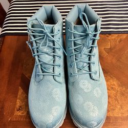 Blue Timberland Waterproof Size 6 Brand New Only. Used One Time 