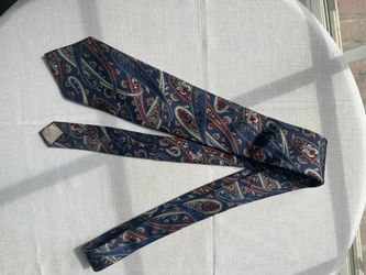 Christian Dior Men's Blue Red Beige Paisley Silk Designer Woven Tie WPL 125