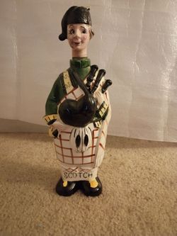 Vintage Scotch ceramic Decanter Figural Soldier Bottle. Pick up only.