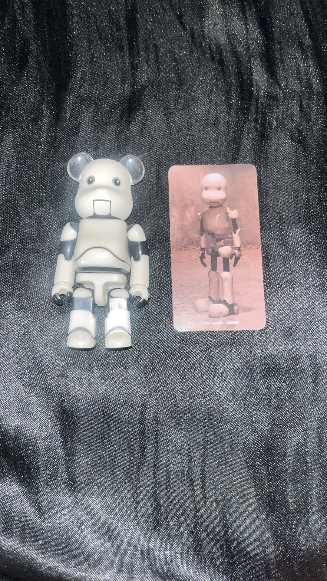 Bearbrick Series 44 – Junk Head – ARTIST – Be@rbrick MEDICOMTOY