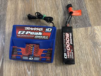 TRAXXAS 2990 EZ-PEAK DUAL CHARGER W/ 3S 5000MAH 25C 3S ID LIPO BATTERY 