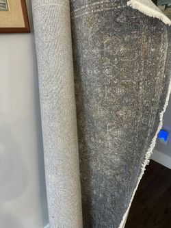 Rug - Light Grey Pattern Brand New Only Used For Staging