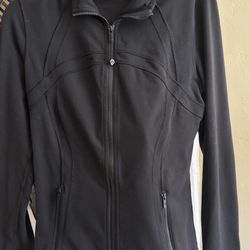 Black lululemon size 12