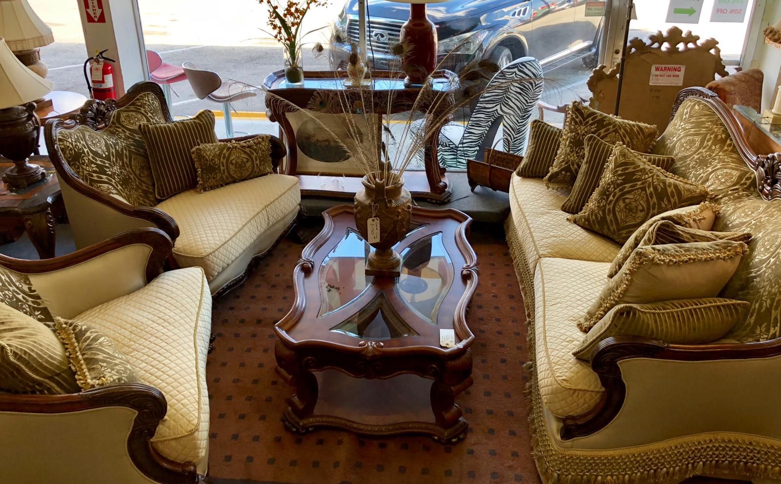 AICO by Michael Amini Chateau Beauvais living room set