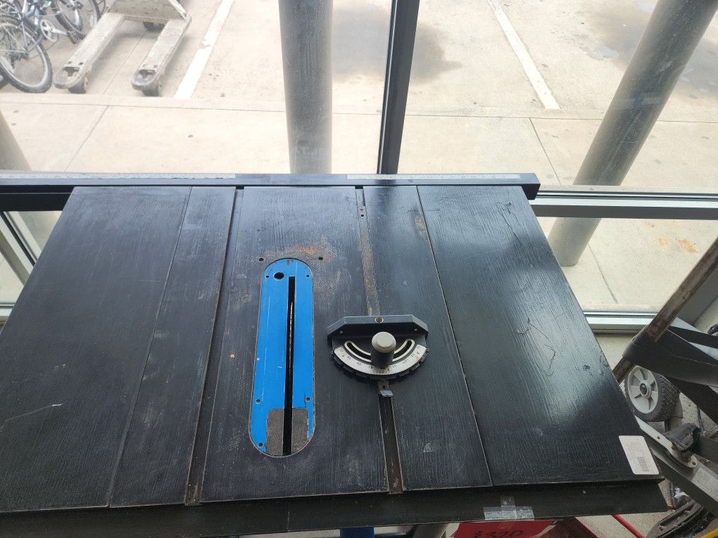 Saw Table