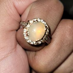 Le VIAN ROSE Gold Opal And Diamond Ring
