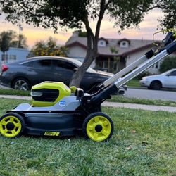 RYOBI Self Propelled Lawn Mower Battery & Charger