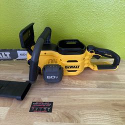 FLEXVOLT 60V MAX 20 in. Brushless Cordless Battery Powered Chainsaw and (Tool Only)