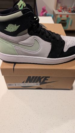 Air jordan 1 and LeBron Soldier