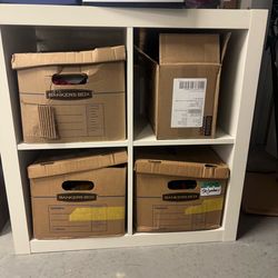 IKEA Kallax 4 shelf unit