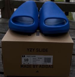 Size 10 - adidas Yeezy Slide “Azure”