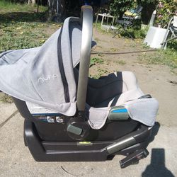 !! Baby Car seat  Nuna Pipa. Manufacturer Date 2022 No Plastic Ring For  Stroller 