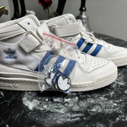 BRAND NEW Adidad Originals Forum Mid Shoes