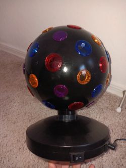 ✨ Disco Ball Party Light – Lights Up but Doesn’t Spin ✨
