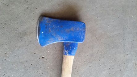 axe, excellent condition