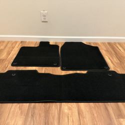 Honda Pilot 2022 mats set - brand new 