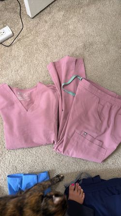 Figs scrubs