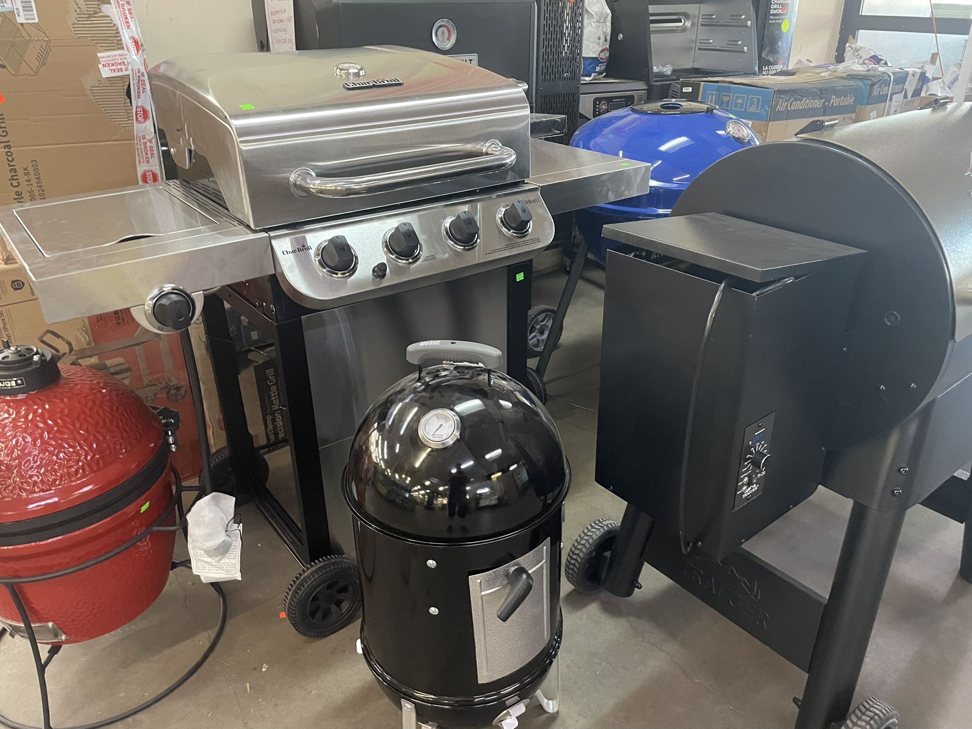 GRILLS SMOKERS BBQ CHARCOAL GRIDDLES NEW ! I got em! NEW PICK UP PHOENIX 43rd ave and Indian School