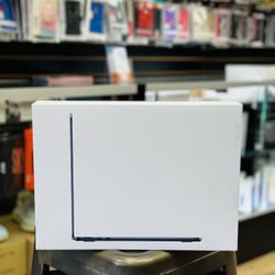 MacBook Air M2 Chip Available 