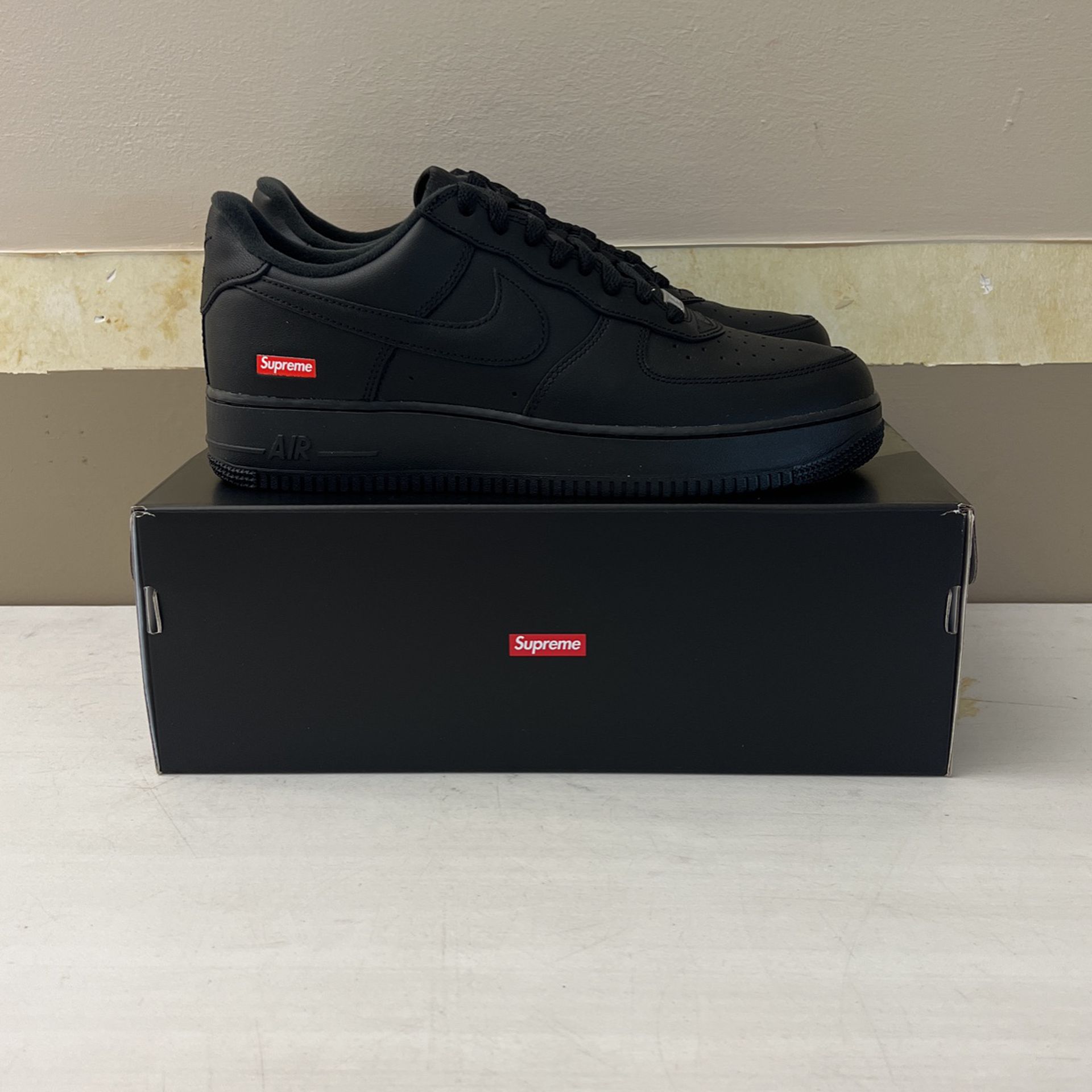 Nike Supreme AF1 Black (Size 10) Brand New