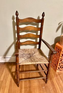 Early American Style Cherry Ladder back Rush Seat Dining Chair