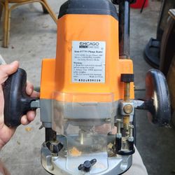 Plunge Router 3hp Chicago Electric With Spare Parts 
