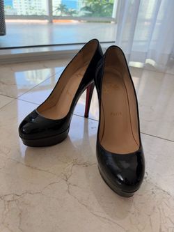 Christian Louboutin Bianca 140 Black Patent Leather Pumps – Size 36