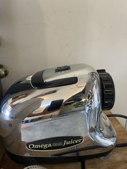 Omega Juicer (masticating)