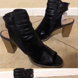 Lane Bryant open toe leather buckle square heels-Size 11.5-12 77064 Area Code 