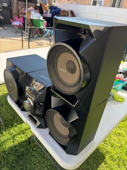 Sony radio $100 ( O.B.O )