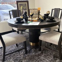 Wilshire Merlot, Round Dining Table With Chairs
