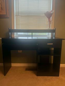 Black Desk – Like New – $70