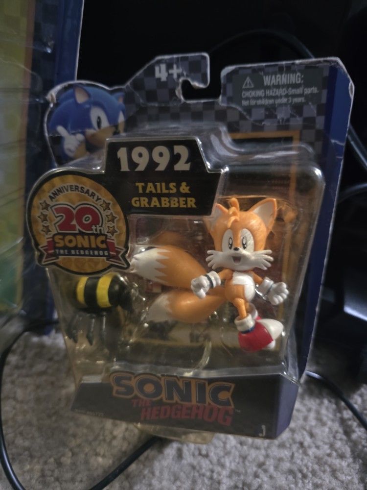 Tails And Grabber Sonic Through Time Figure