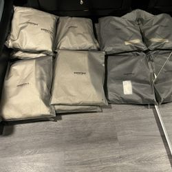 Essential Sweats And Hoodies