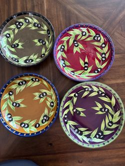 Ceramic serving dishes