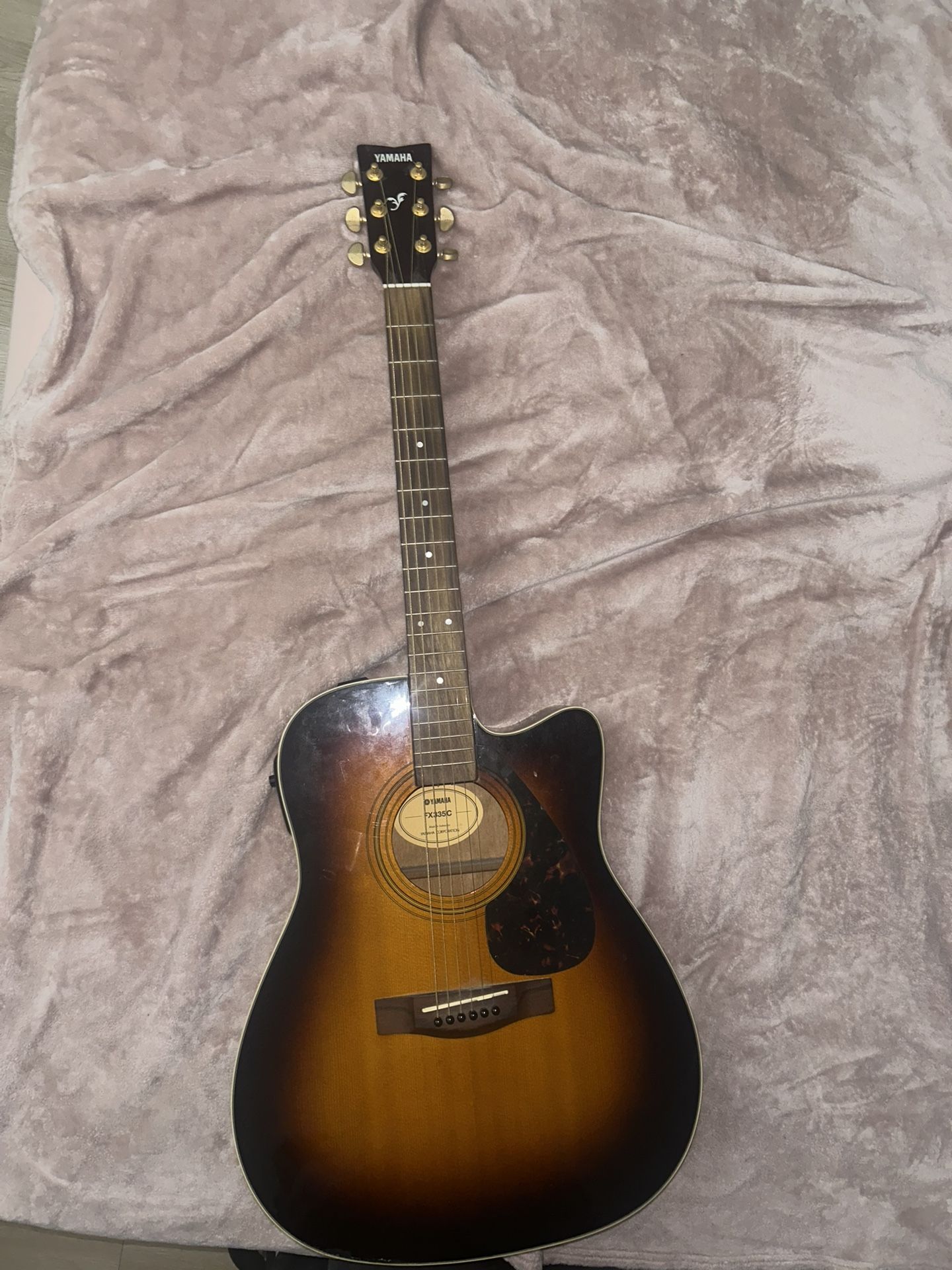 yamaha acoustic electric guitar
