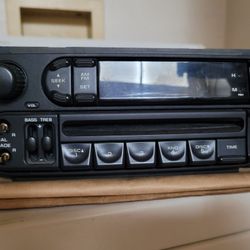 Am/fm Cd Player , Chrysler Brand.