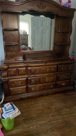 Nine Drawer Dresser W Mirror
