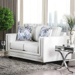 Ilse Off-White/Blue Loveseat