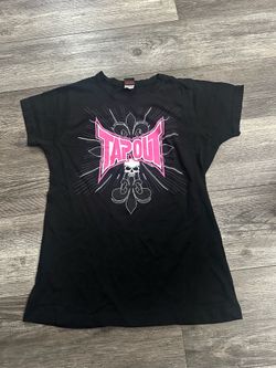 Women’s Tap out Shirt large