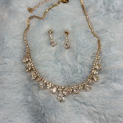 Juego De Collar Y Aretes 