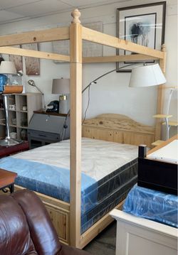 Queen Size Bed Frame Headboard Footboard With Mattress And Boxspring